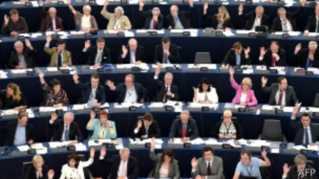 پارلمان اروپا در حال رأی گیری