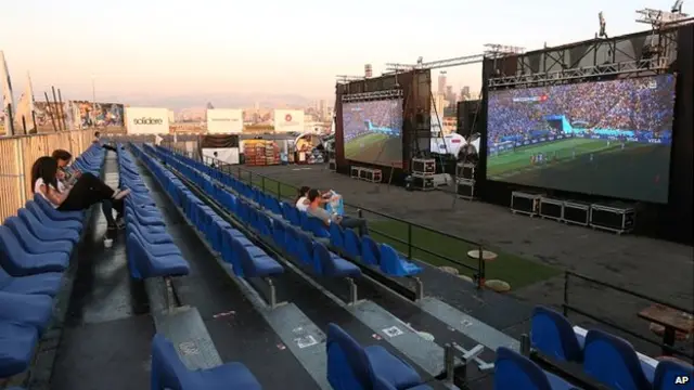 اماکن تفریحی در بیروت از ترس بمبگذاریها خلوت شدهاند