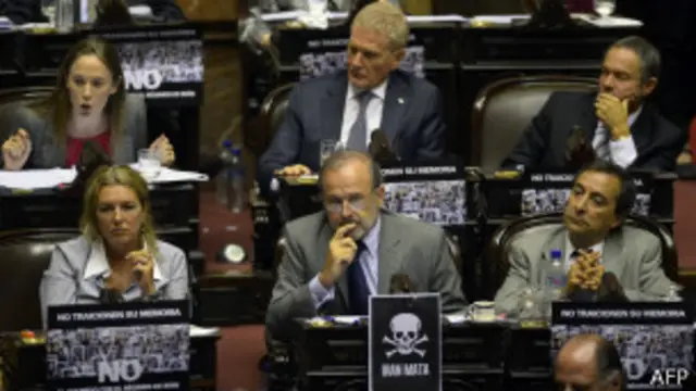 Diputados opositores el 27 de febrero de 2013