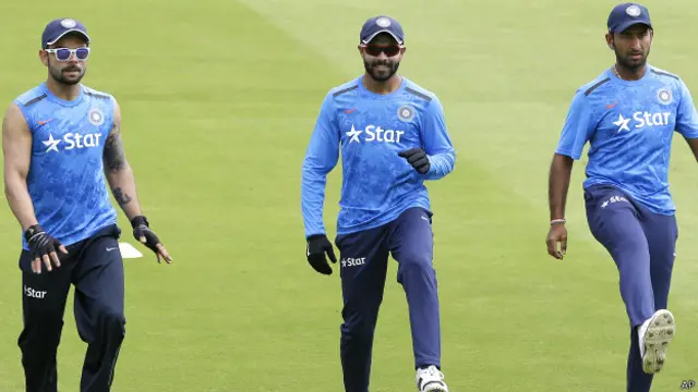 भारतीय क्रिकेटर विराट कोहली, रविंद्र जडेजा 