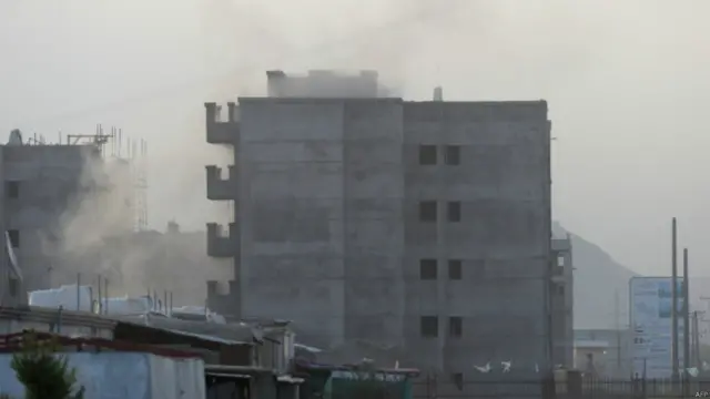 د کورنیو چارو وزارت مرستیال وزیر ایوب سالنګي پرخپله ټویټر پاڼه لیکلي، هغه وروستی برید کوونکی هم وژل شوی، چې د یوې نیمه جوړې شوې ودانۍ څلورم پوړ کې له امنیتي ځواکونو سره جنګېده.