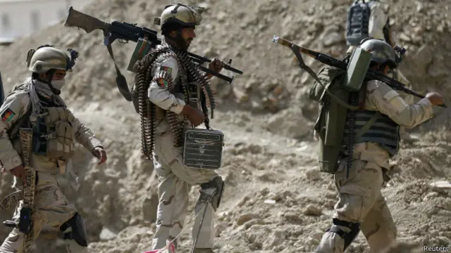 بظاہر سرد جنگ کے خامتے پر سامنے آنے والا نیا ورلڈ آرڈر ایک ڈس آرڈر یعنی غیر منظم دنیا کی طرف لے جا رہا ہے