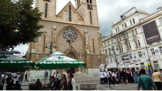 عمر عبد الرازق / سراييفو