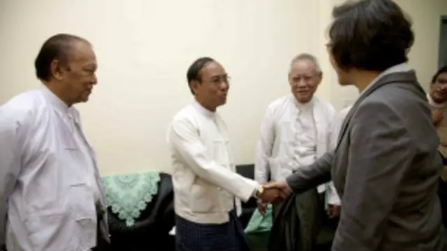 သူ့ရဲ့ ခရီးစဉ်အတွင်း လူအများအပြားနဲ့ တွေ့ဆုံ စကားပြော ကြည့်ဖို့ စီစဉ်ထားတယ်လို့ ပါမောက္ခ ယန် ဟီလီ ပြော