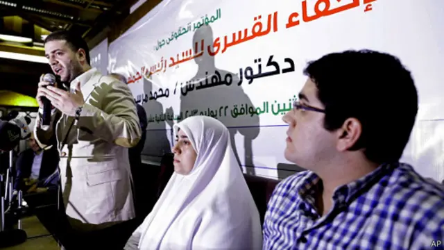 لم يكن عبد الله مرسي، الأول من اليمين في الصورة، حاضرا أثناء النطق بالحكم في القضية