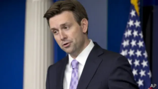 Josh Earnest