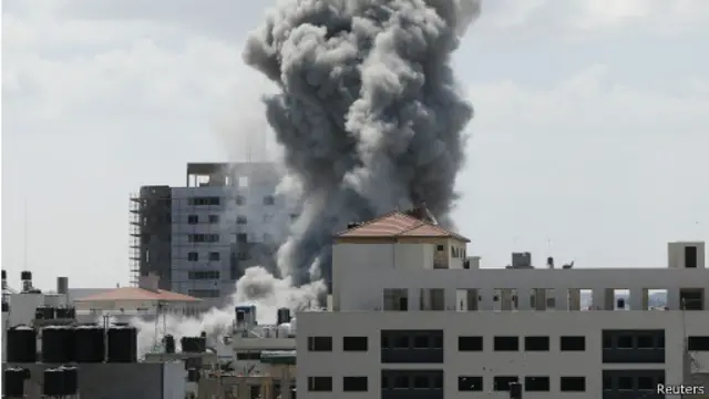 تاوتریخوالی وروسته له هغه پیل شو چې مصر کې د اسرائیلیانو او فلسطینیانو خبرې اترې بې پایلې وختې. 