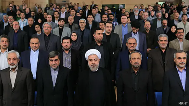 آقای روحانی گفت نباید هرکس که نقدی کرد، متهم به وابستگی به بیگانه شود.