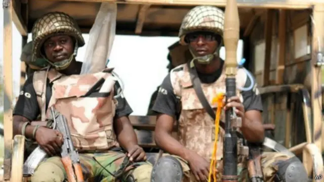 ميزانية الجيش النيجيري تبلغ 6 مليارات في العام. 