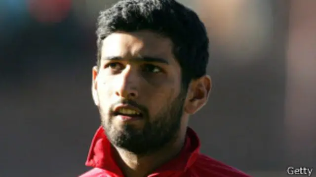 سکندر رضا نے چھ چوکوں کی مدد سے 42 رنز بنائے اور آؤٹ نہیں ہوئے