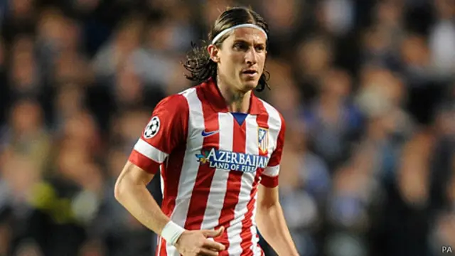 تألق لويس مع اتليتكو وأحرز معه لقب الدوري الأسباني ووصل لنهائي دوري الأبطال