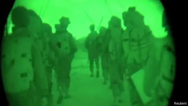 الجنود الإسرائيليون قتلوا في اشتباكات عقب تسلل نشطاء حماس عبر أحد الأنفاق السرية