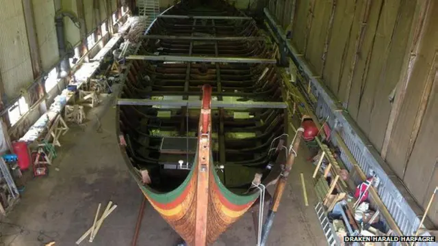 Pembuatan kapal replika milik bangsa Viking ini memakan waktu dua tahun.