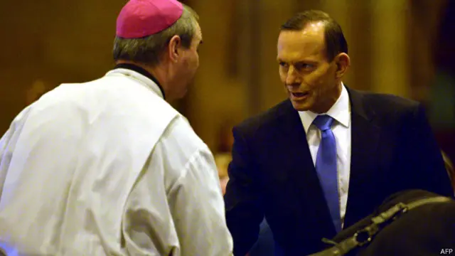 阿伯特出席悉尼的悼念儀式(20/7/2014)