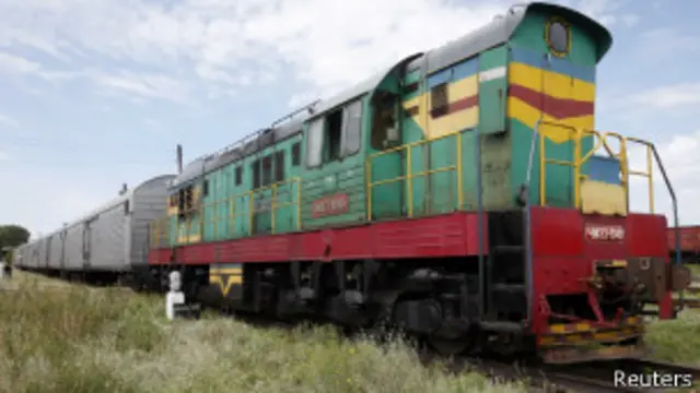 Поезд с телами пассажиров самолета