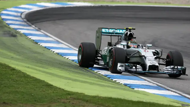 Rosberg ganó en casa.