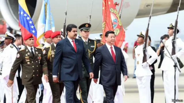 習近平抵達卡拉卡斯