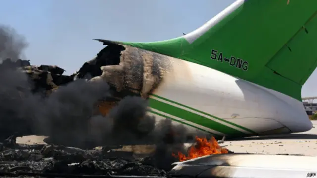 La violencia en torno al aeropuerto empezó la semana pasada.
