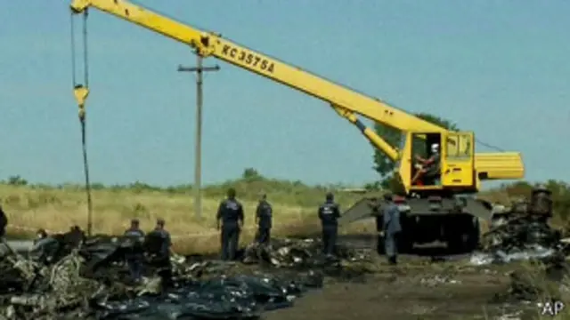جسدونه لومړی د خارکییف ښار ته او وروسته به د هېلوېرسن ښار ته لېږدول کېږي او پېژندل کېږي به