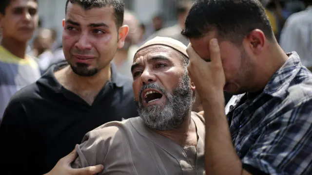 دو فلسطینی گھرانوں کے 30 سے زائد افراد مارے گئے ہیں