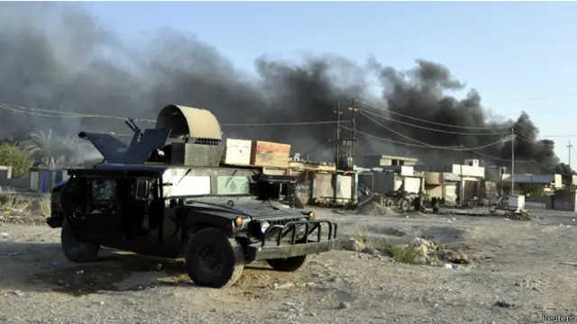 الجيش العراقي يواجه المسلحين في محافظة ديالى الى الشمال الشرقي من بغداد