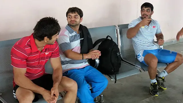 सुशील कुमार जूनियर पहलवानों के साथ