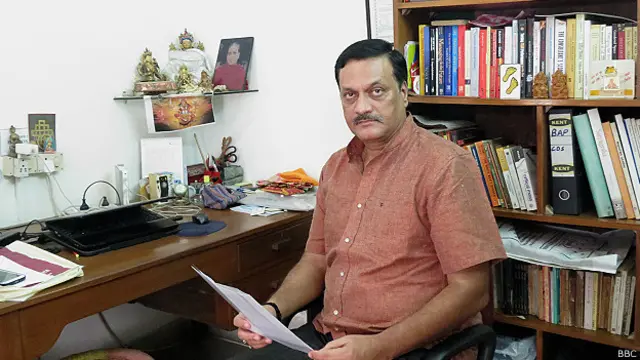 एस एस रॉय