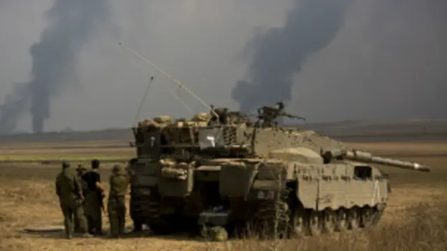 غزہ کی وزارت صحت کے مطابق گذشتہ 14 دنوں کے اسرائیلی حملوں میں مارے جانے والے فلسطینیوں کی تعداد 500 سے تجاوز کر گئی ہے جن میں اکثریت عام شہریوں کی ہے