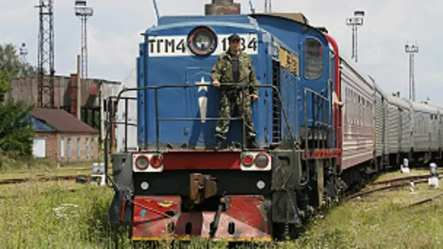 ماہرین کا کہنا ہے کہ ’بلیک باکسز‘ کے ذریعے مسافر طیارے کو پیش آنے والے حادثے کا صحیح وقت معلوم کرنے میں مدد ملے گی