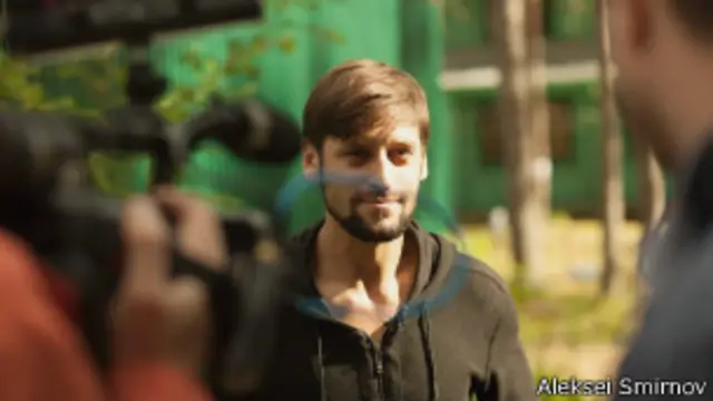 Волонтер Олексій Смирнов