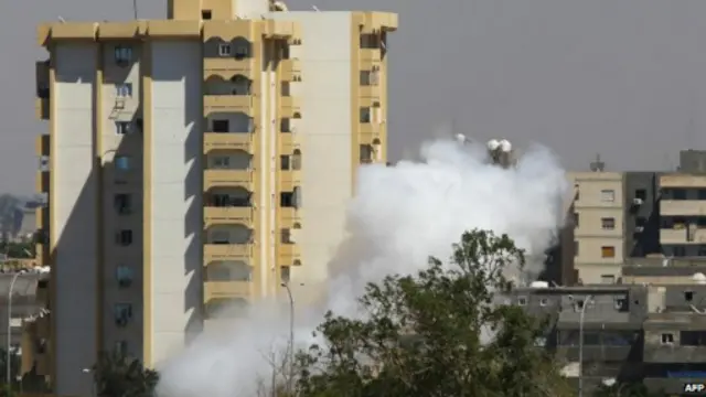 تعاني بنغازي من صراع المليشيات وأعمال الاغتيال.