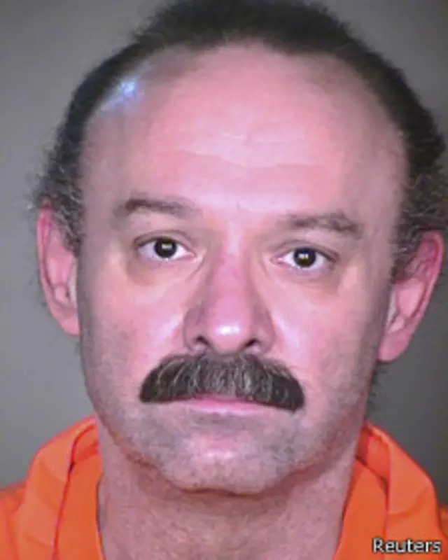 Wood terbukti bersalah karena membunuh kekasih dan ayahnya.