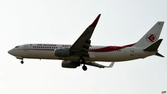 اختفت الطائرة عن المراقبة بعد 50 دقيقة من الطيران.