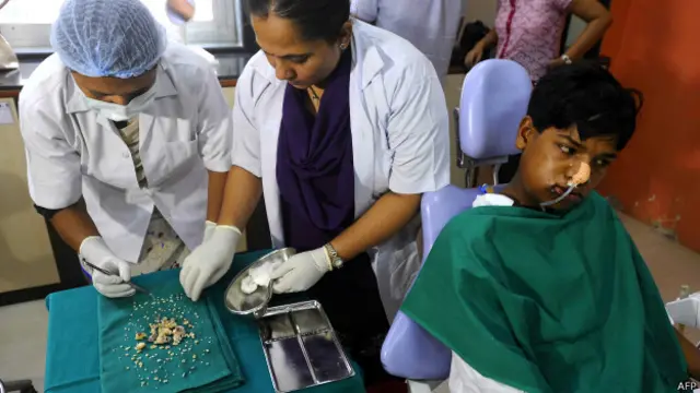 В ходе удаления одонтомы