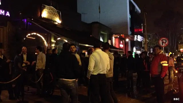 "La Zona Rosa" en el norte de Bogotá concentra una gran cantidad de bailaderos y bares.