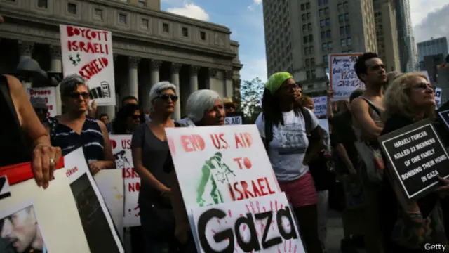 Apesar das críticas, Israel diz que ação militar é para se proteger de agressão do Hamas