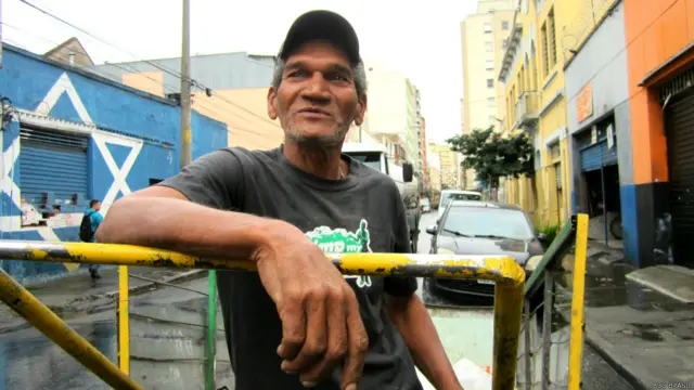 Movimento de grafite Pimp My Carroça completa dois anos na tentativa de tirar coletores de lixo da 'invisibilidade'.