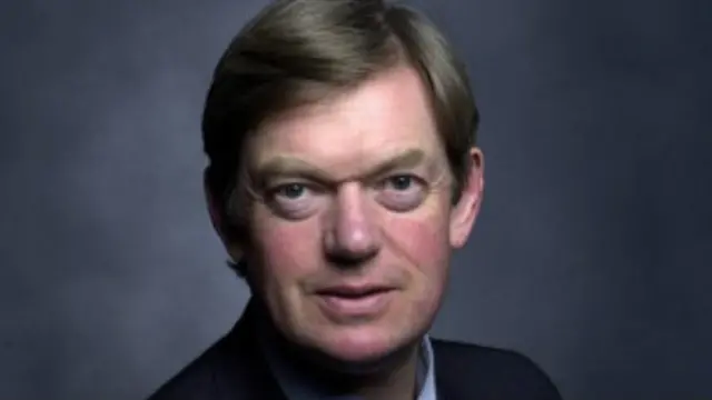 ڈیوڈ ٹریڈنک کے بارے میں ایک ٹوئٹر اکاؤنٹ بھی ہے جس کا عنوان ہے ’ڈیوڈ ٹریڈنک کے ذہن کے اندر‘