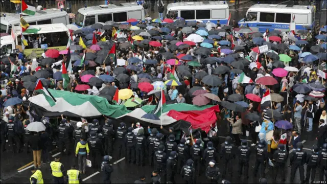 پلیس آلمان در حاشیه راهپیمایی روز قدس در برلین