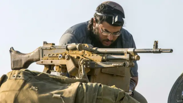 از زمان آغاز دور جدید درگیری ها میان اسرائیل و حماس بیش از ۸۰۰ نفر در غزه و ۳۶ نفر در اسرائیل کشته شدهاند