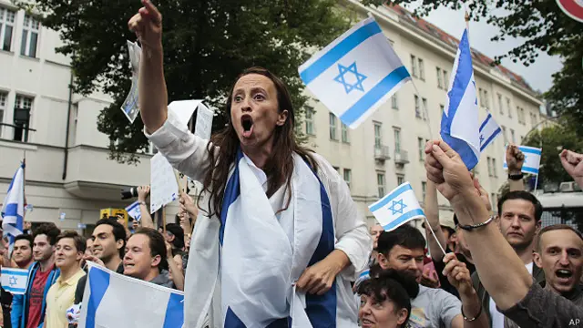 جرمنی میں ہولوکاسٹ کی ندامت کی وجہ سے اسرائیل کی حمایت کرنا لازم سمجھا جاتا ہے