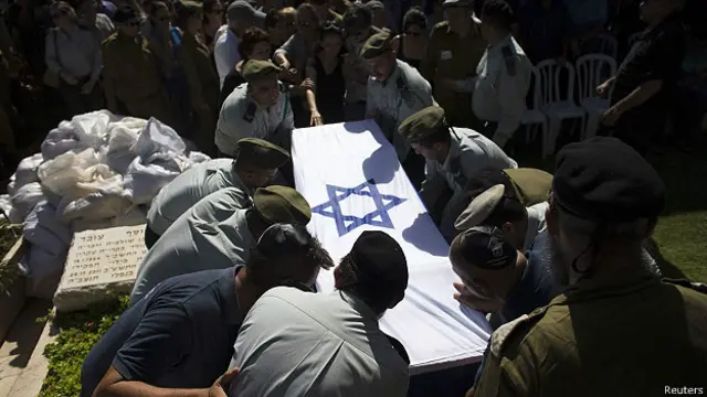 Funeral del soldado israelí Yair Ashkenazy en Rehovot