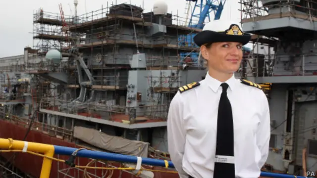 韦斯特曾形容自己是单身