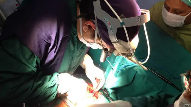 संगीत प्रेमी सर्जन