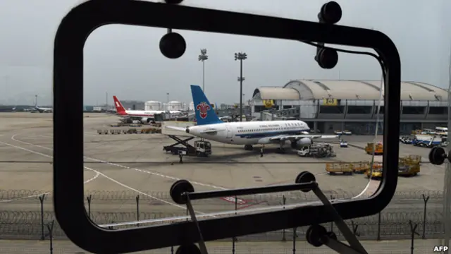 北京首都机场停机坪一角（24/6/2014）