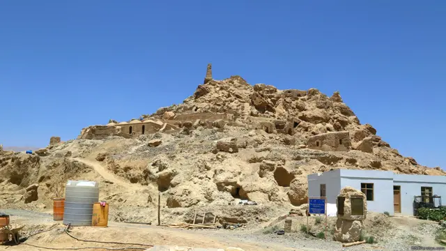 شهر غلغله از دیگر محلات تاریخی بامیان است که تاریخ بنای آن به سده ششم میلادی می رسد و در سده سیزدهم به دست لشکر چنگیز ویران شد چرا که یکی از نوه‌های او در بامیان کشته شده بود.