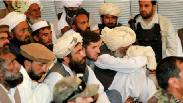 در رویداد ارگون دست کم پنجاه غیرنظامی کشته شدند و ده‌ها خانواده عزادار