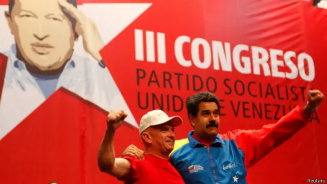Hugo Carvajal y Nicolás Maduro