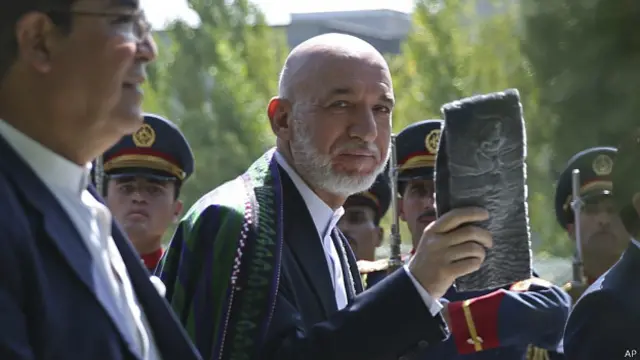 د نوي حکومت له اعلانیدو وروسته به په دغه هېواد کې کارونه په شدت سره په مخ لاړ شي