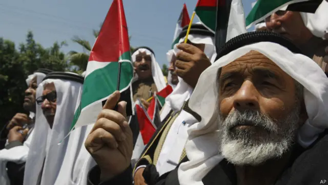 Palestinos celebram reconciliação entre Fatah e Hamas. Crédito: AP